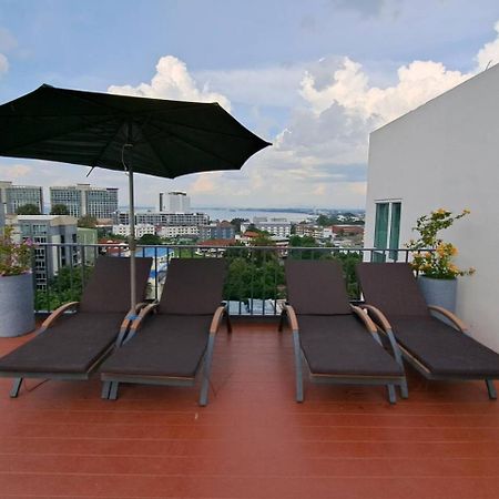 Deco Pattaya Hotel North Патая Екстериор снимка