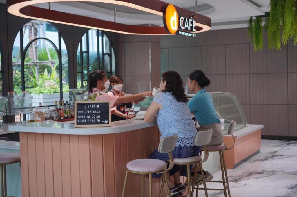 Deco Pattaya Hotel North Патая Екстериор снимка