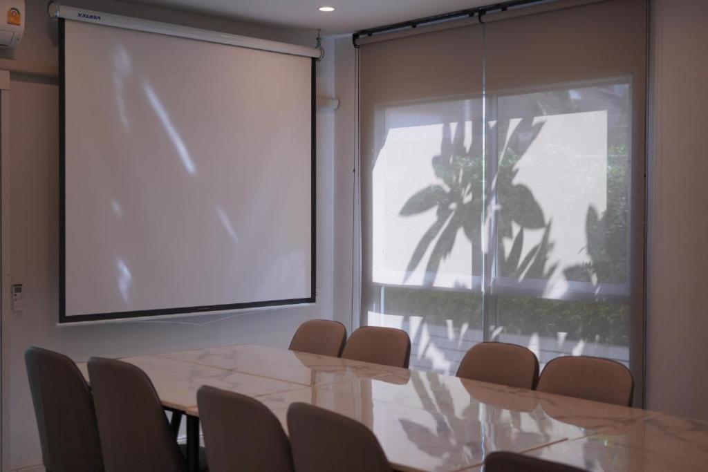 Deco Pattaya Hotel North Патая Екстериор снимка
