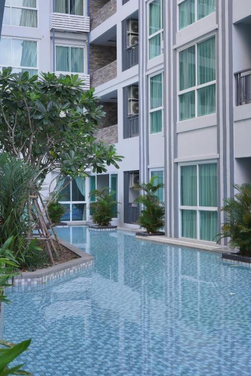 Deco Pattaya Hotel North Патая Екстериор снимка