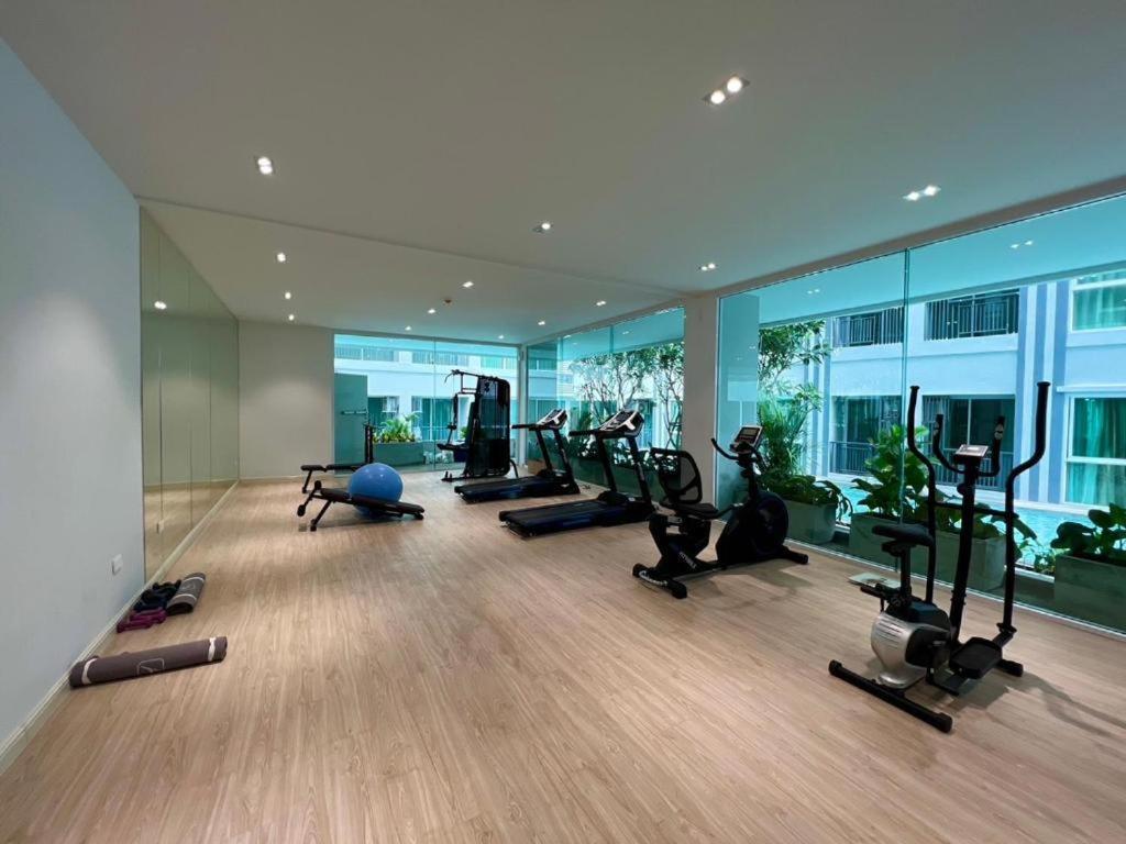 Deco Pattaya Hotel North Патая Екстериор снимка